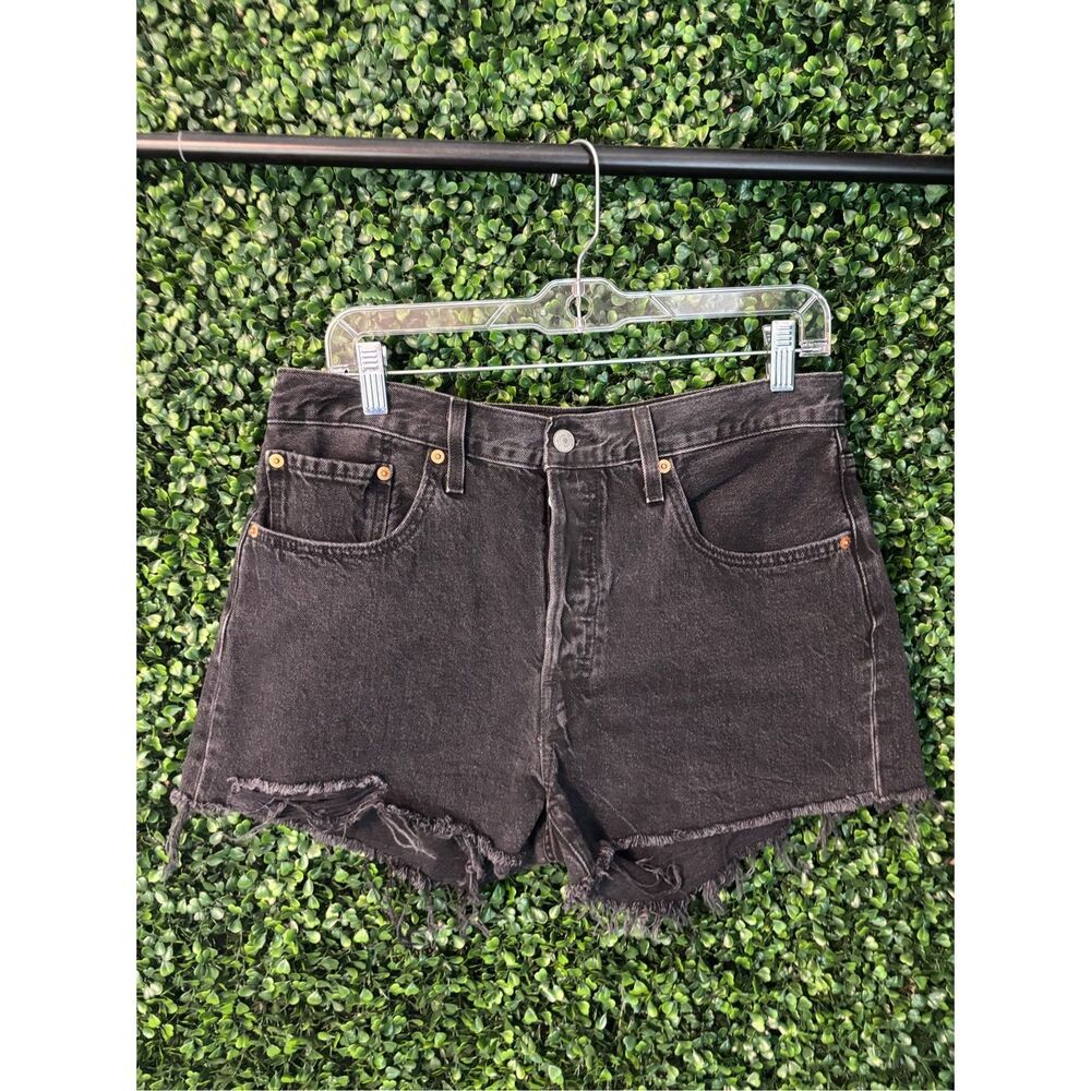 Black Levi 501’s Shorts Sz 31